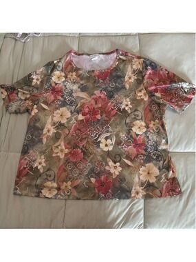 #0269 - 2-Piece Women's Blair Boutique Floral Olive Green Red - L